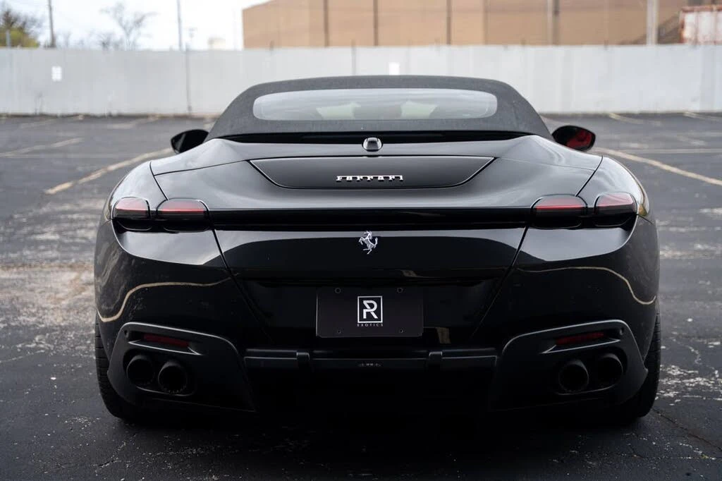2025 Ferrari Roma Spider - Image 15 of 28