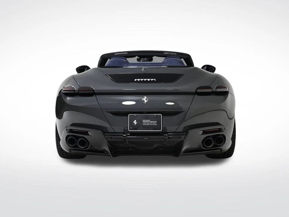2025 Ferrari Roma Spider - Image 8 of 31