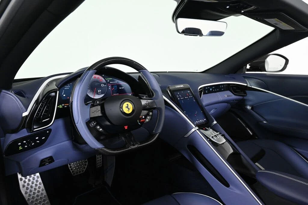 2025 Ferrari Roma Spider - Image 3 of 31