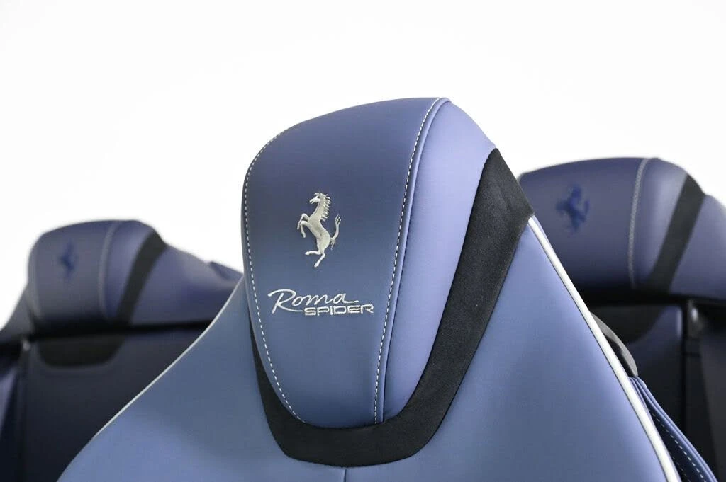 2025 Ferrari Roma Spider - Image 24 of 31