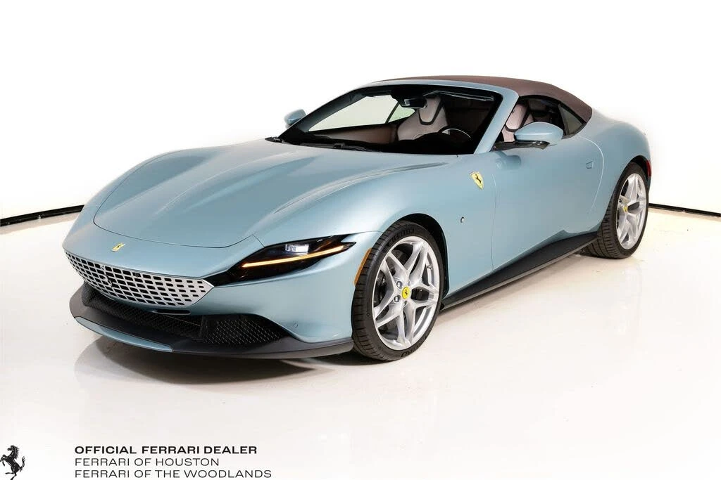 2025 Ferrari Roma Spider - Image 21 of 31