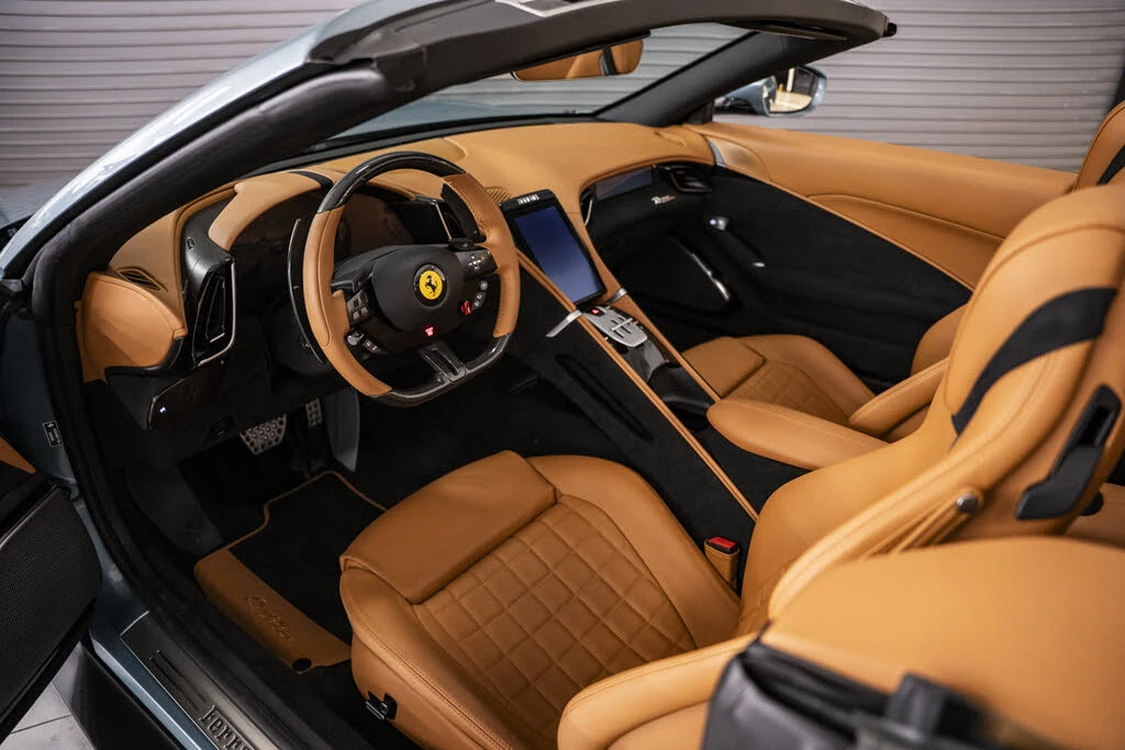 2025 Ferrari Roma Spider - Image 31 of 31