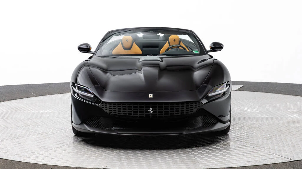 2025 Ferrari Roma Spider - Image 10 of 31