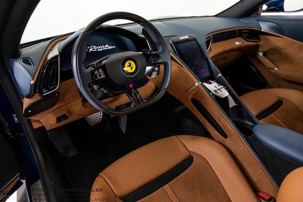 2025 Ferrari Roma Spider - Image 4 of 31