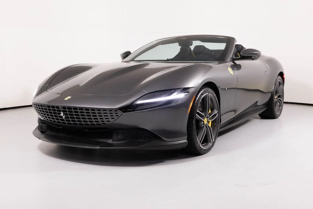 2025 Ferrari Roma Spider - Image 20 of 31