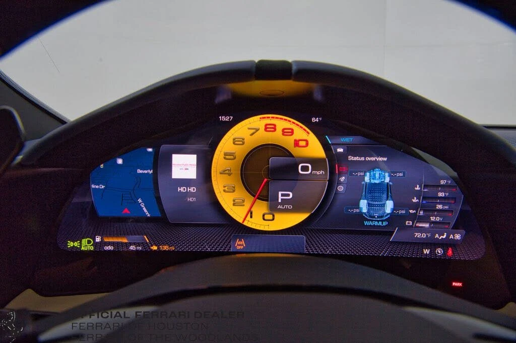 2025 Ferrari Roma Spider - Image 12 of 31