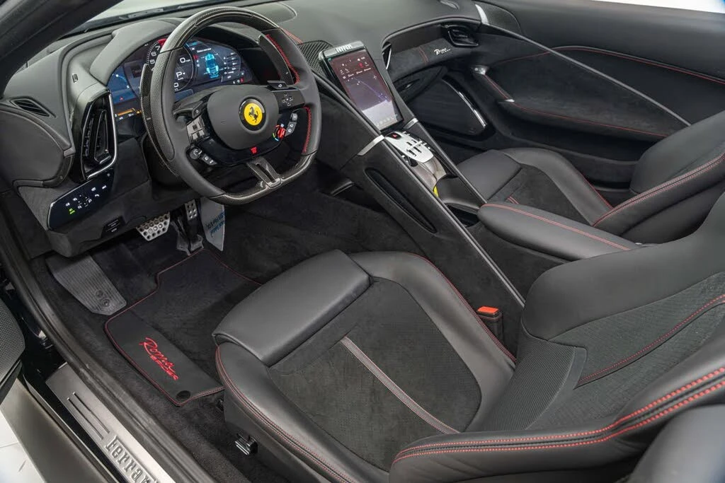 2025 Ferrari Roma Spider - Image 31 of 31