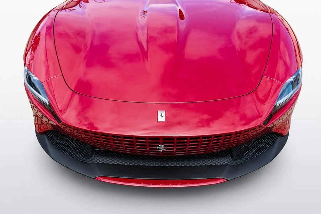 2025 Ferrari Roma Spider - Image 13 of 31