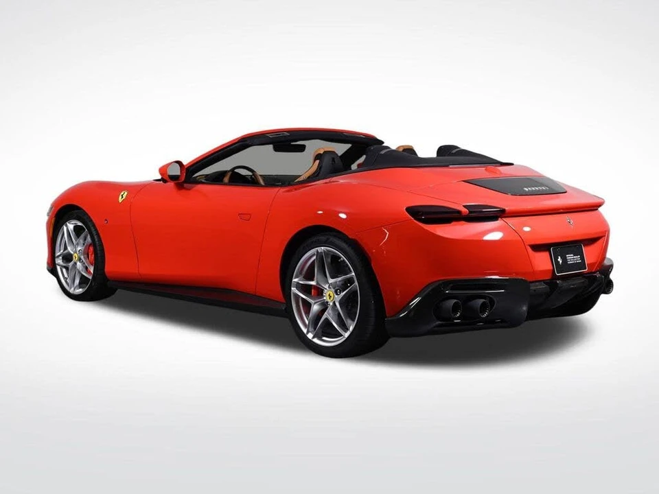2025 Ferrari Roma Spider - Image 2 of 29