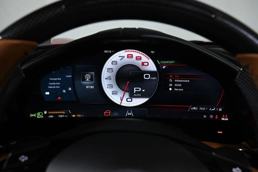 2025 Ferrari Roma Spider - Image 15 of 29
