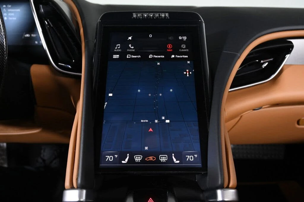 2025 Ferrari Roma Spider - Image 16 of 29