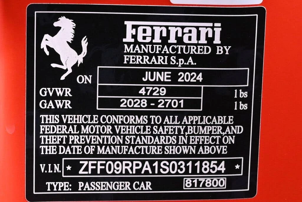2025 Ferrari Roma Spider - Image 29 of 29