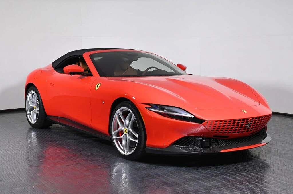 2025 Ferrari Roma Spider - Image 11 of 29