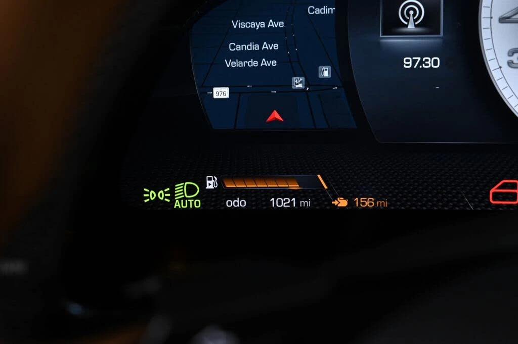2025 Ferrari Roma Spider - Image 14 of 29