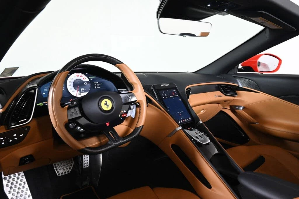 2025 Ferrari Roma Spider - Image 3 of 29