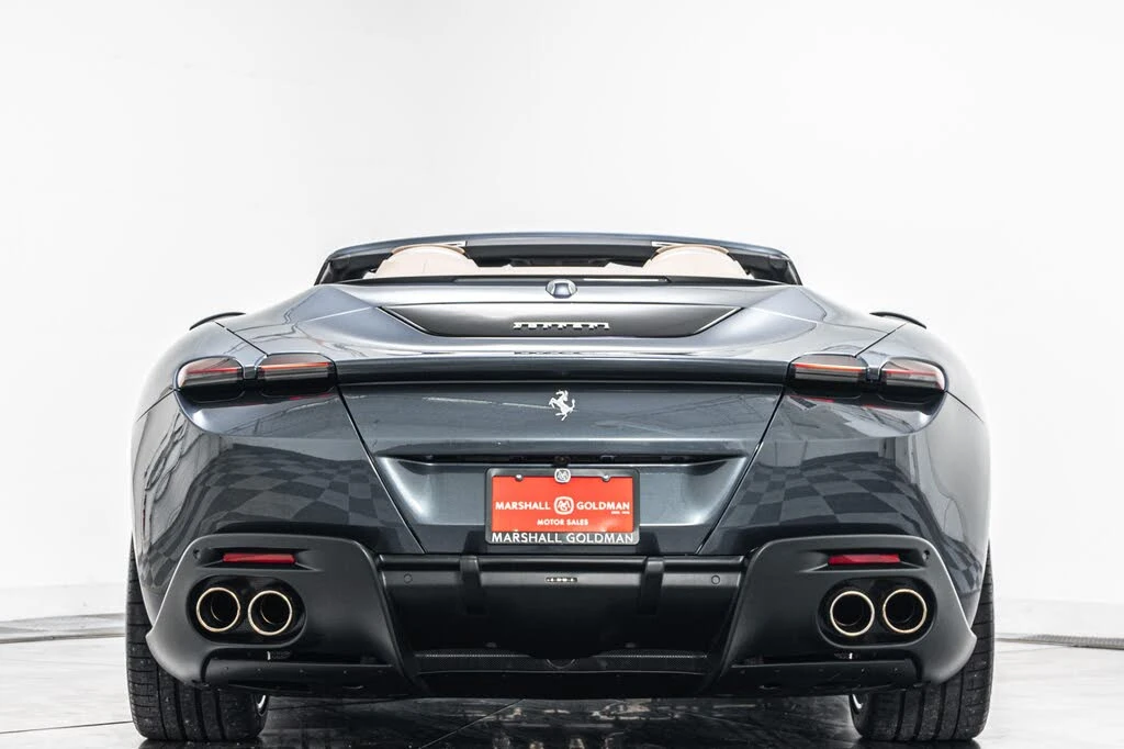 2025 Ferrari Roma Spider - Image 8 of 31