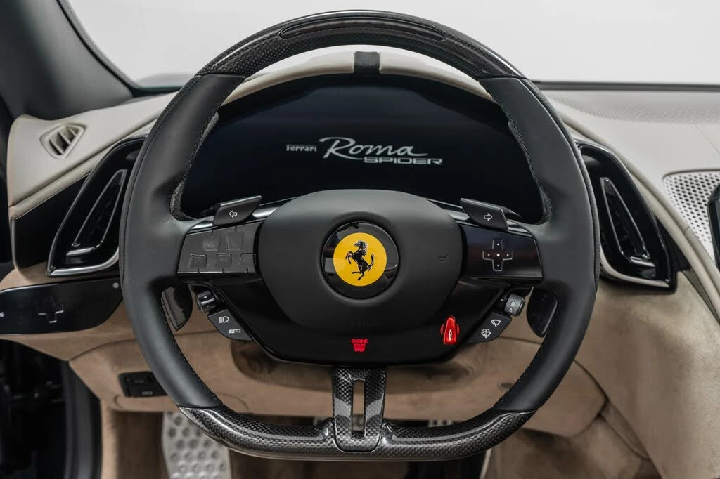 2025 Ferrari Roma Spider - Image 15 of 31
