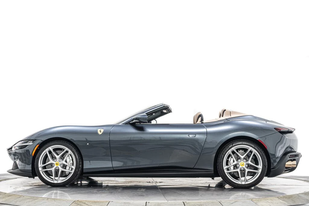 2025 Ferrari Roma Spider - Image 6 of 31