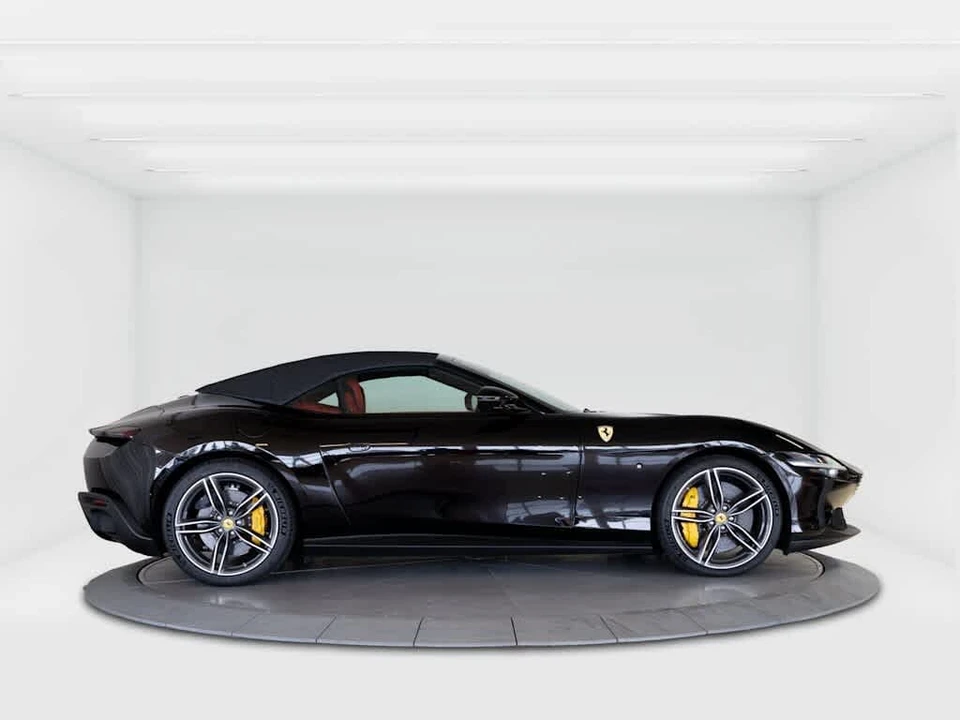 2025 Ferrari Roma Spider - Image 6 of 6