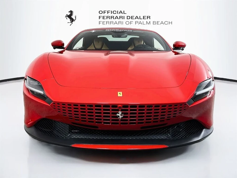 2025 Ferrari Roma Spider - Image 2 of 7