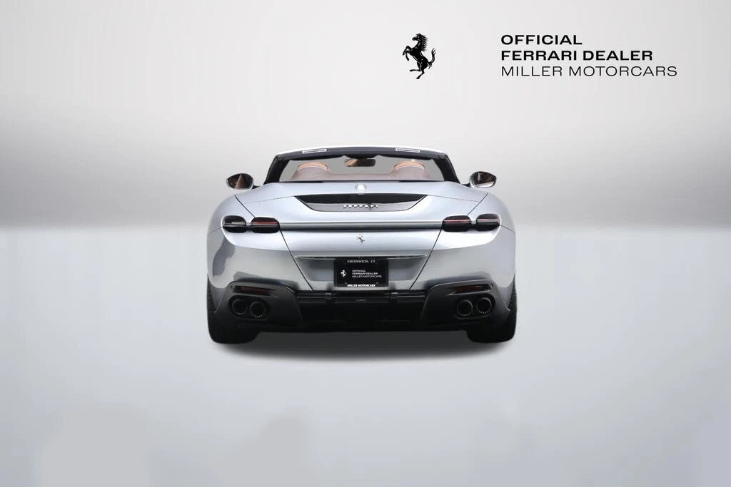 2025 Ferrari Roma Spider - Image 7 of 31
