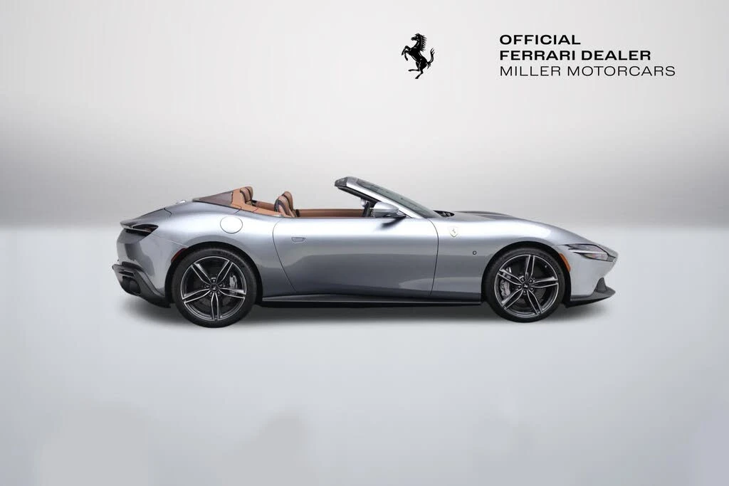 2025 Ferrari Roma Spider - Image 10 of 31
