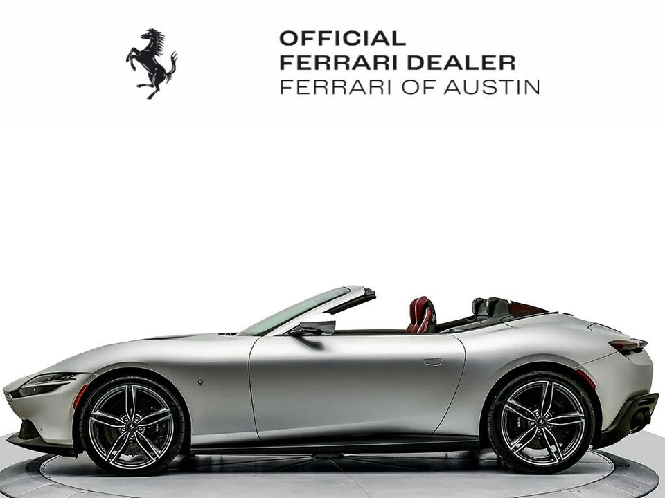 2025 Ferrari Roma Spider - Image 5 of 31