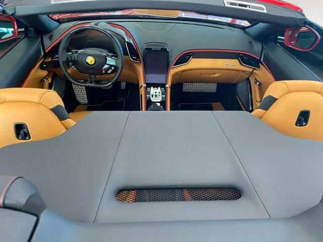 2025 Ferrari Roma Spider - Image 6 of 7
