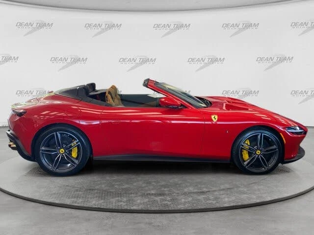 2025 Ferrari Roma Spider - Image 4 of 7