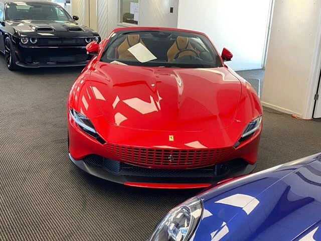 2025 Ferrari Roma Spider - Image 2 of 7
