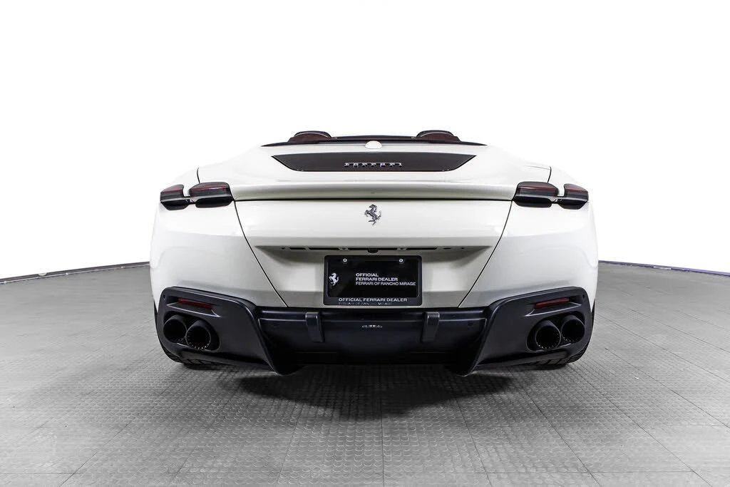 2025 Ferrari Roma Spider - Image 4 of 31