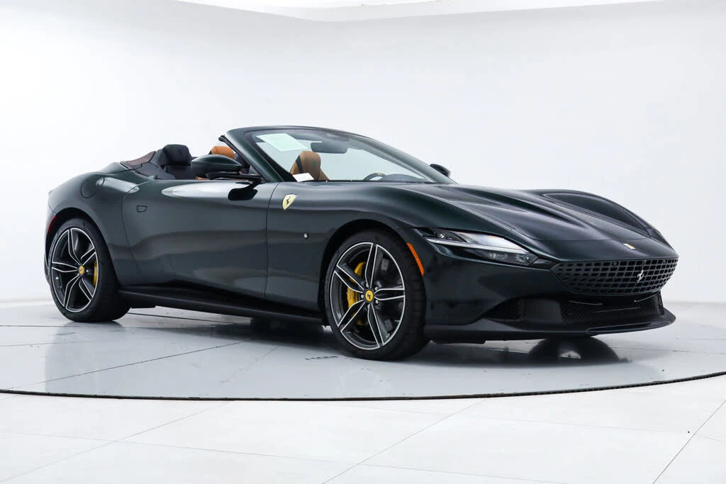 2025 Ferrari Roma Spider - Image 12 of 31