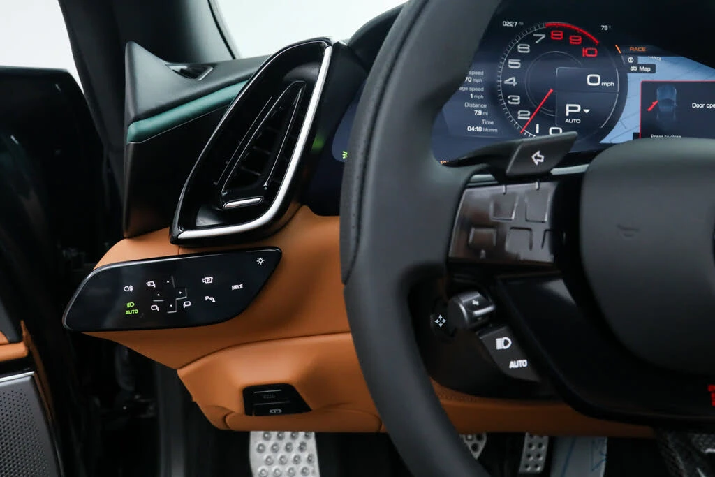 2025 Ferrari Roma Spider - Image 31 of 31