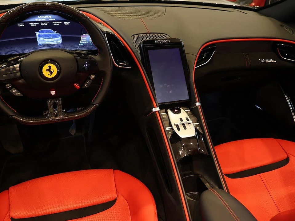 2025 Ferrari Roma Spider - Image 31 of 31