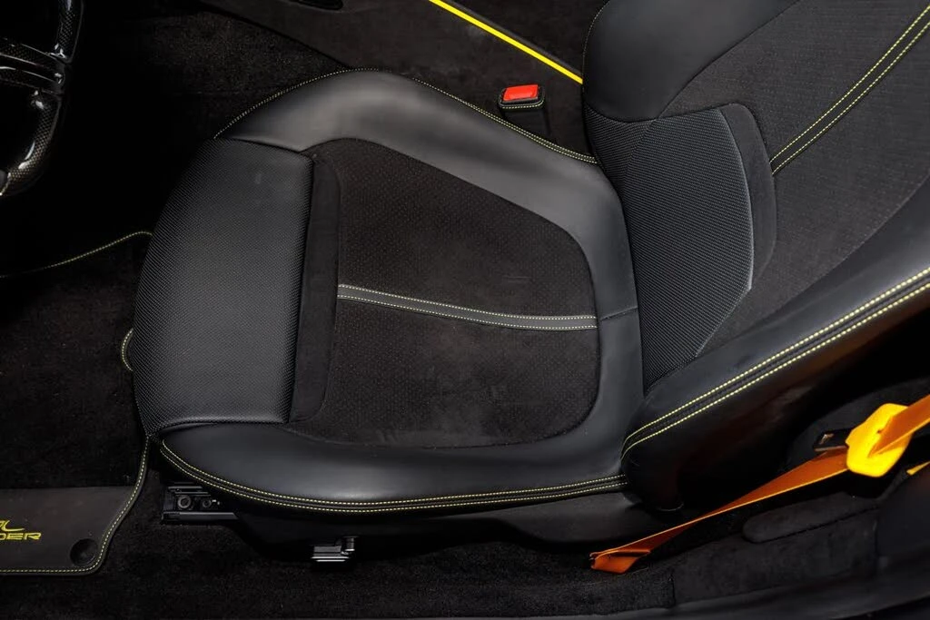 2025 Ferrari Roma Spider - Image 31 of 31