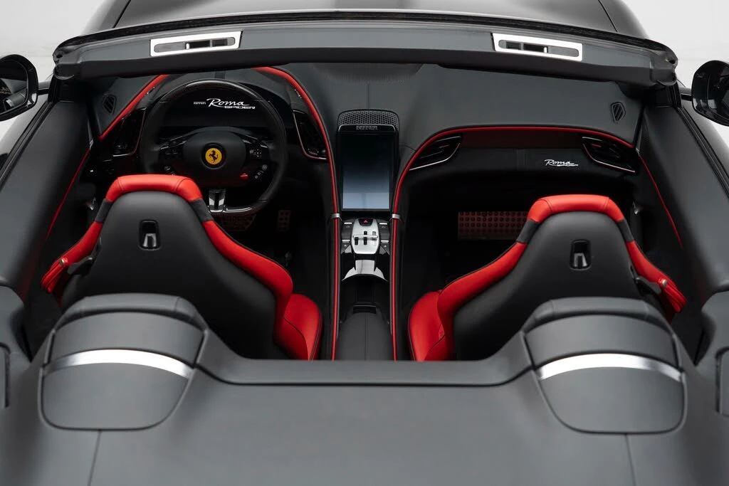 2025 Ferrari Roma Spider - Image 2 of 31
