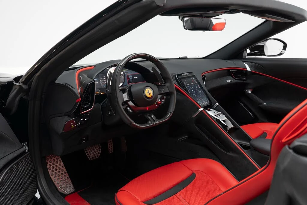 2025 Ferrari Roma Spider - Image 15 of 31