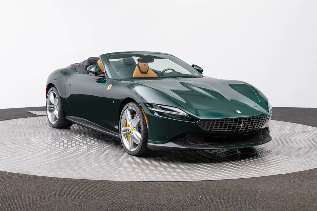 2025 Ferrari Roma Spider - Image 11 of 31