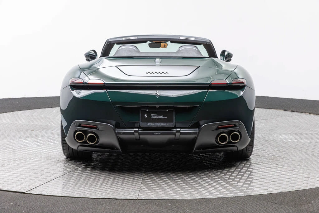 2025 Ferrari Roma Spider - Image 8 of 31