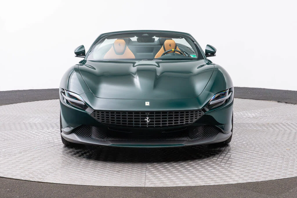 2025 Ferrari Roma Spider - Image 10 of 31