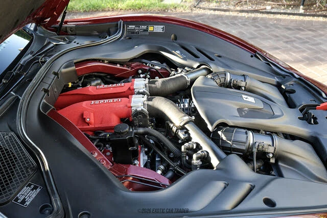 2025 Ferrari Roma Spider - Image 25 of 31
