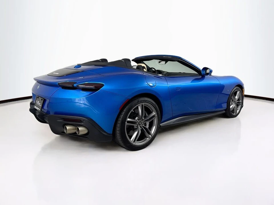 2025 Ferrari Roma Spider - Image 7 of 7