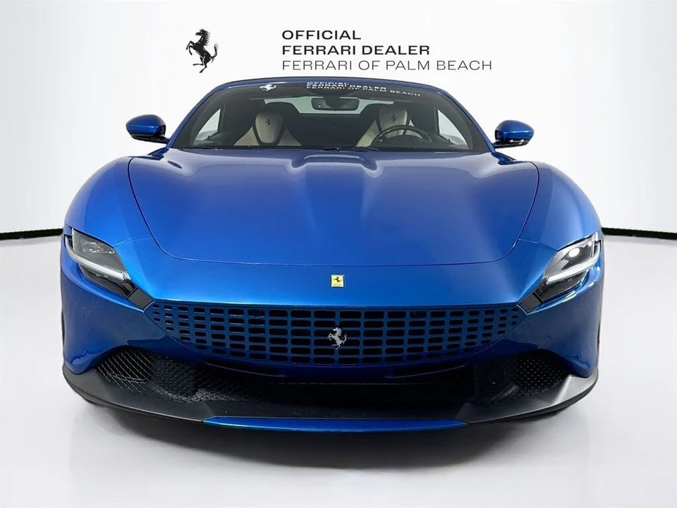 2025 Ferrari Roma Spider - Image 2 of 6