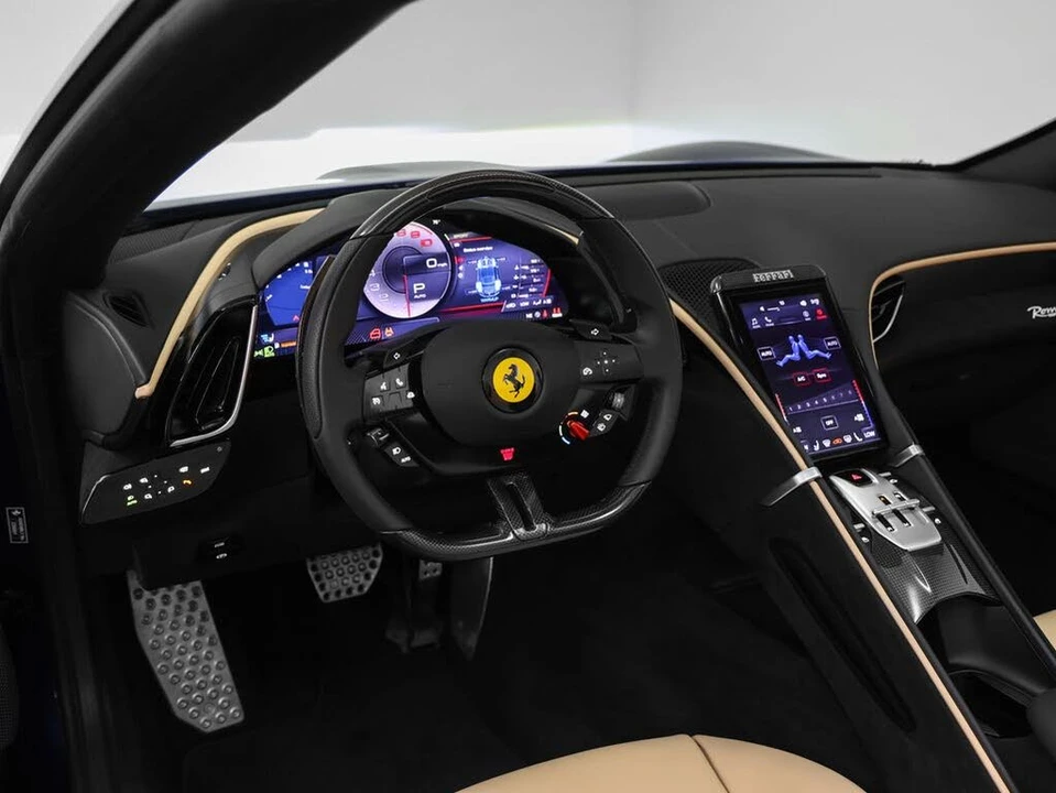 2025 Ferrari Roma Spider - Image 2 of 31