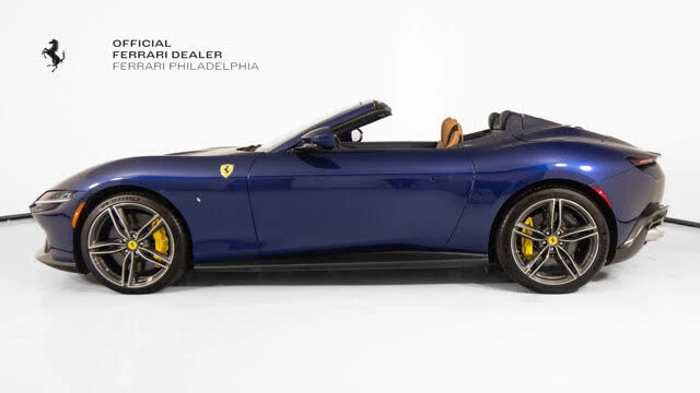 2025 Ferrari Roma Spider - Image 5 of 20