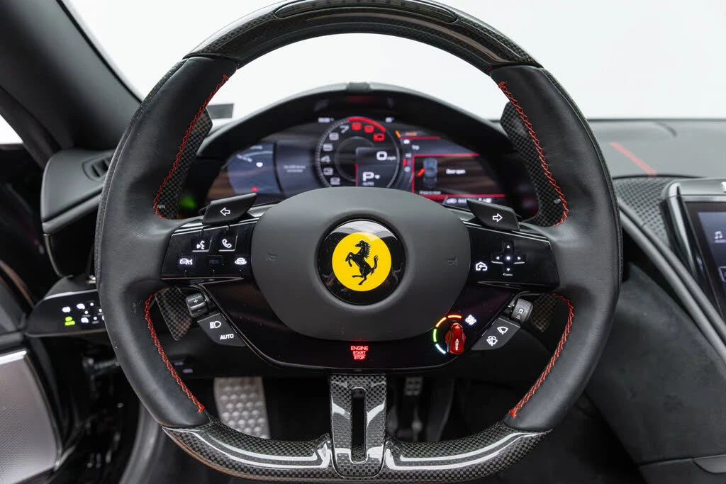 2025 Ferrari Roma Spider - Image 15 of 31