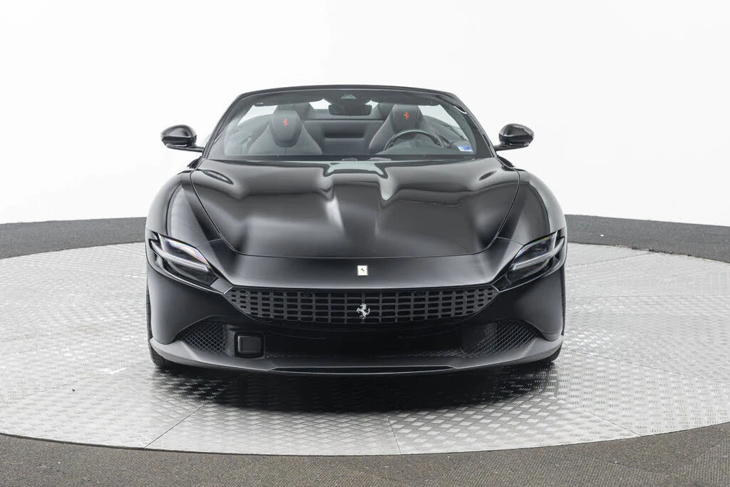 2025 Ferrari Roma Spider - Image 10 of 31