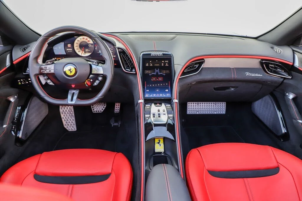2025 Ferrari Roma Spider - Image 2 of 31