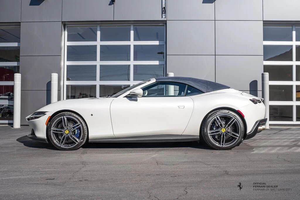 2025 Ferrari Roma Spider - Image 4 of 27