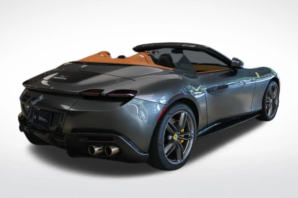 2025 Ferrari Roma Spider - Image 5 of 31